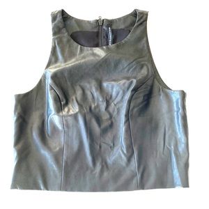 Stylish black crop top